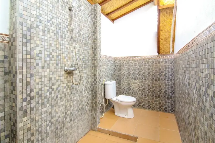 Гили Аир: Oyo 1135 Dwi Inn