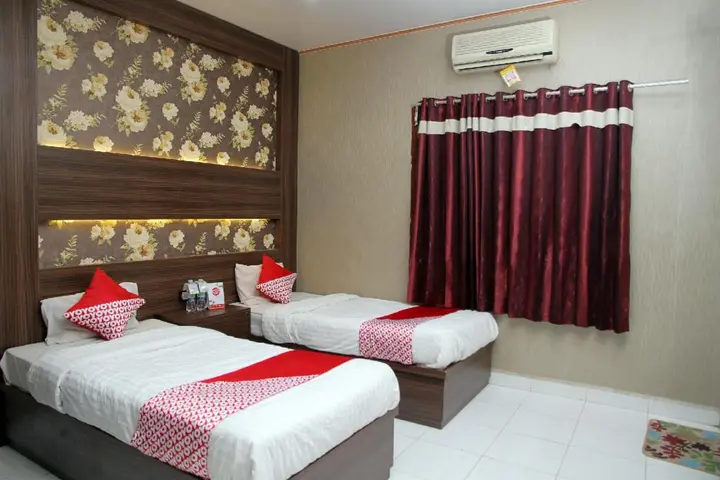 Палу: OYO 840 Hotel Dely