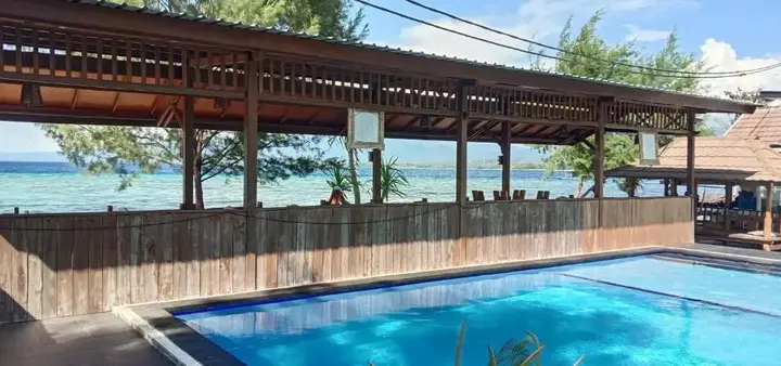 Гили Аир: Oyo 1133 Gusung Indah Bungalow & Restaurant