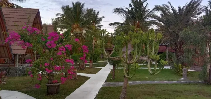 Гили Аир: Oyo 1133 Gusung Indah Bungalow & Restaurant