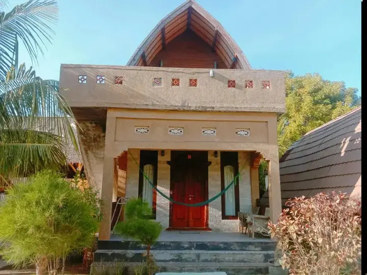 Гили Аир: Oyo 1133 Gusung Indah Bungalow & Restaurant
