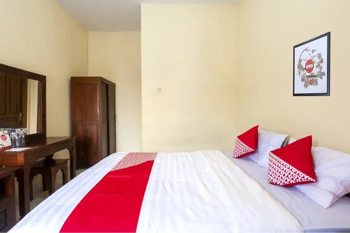 Батуретно: Super OYO 1150 Omah Ladrang