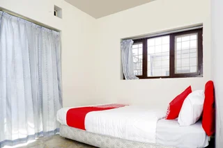 Депок: OYO 1196 Hotel Pura Puspa Rosa