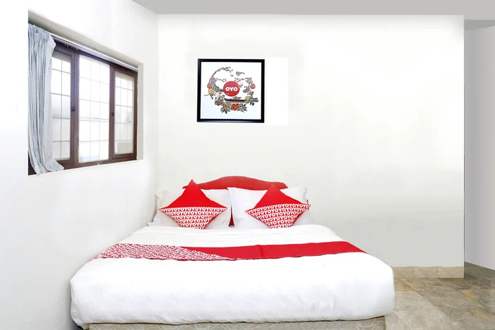 Депок: OYO 1196 Hotel Pura Puspa Rosa