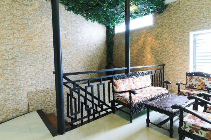 Макассар: Labuana Homestay & Cafe Garden