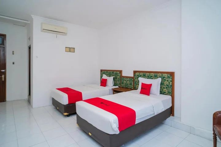 Суракарта: OYO 1136 Hotel Surya Solo