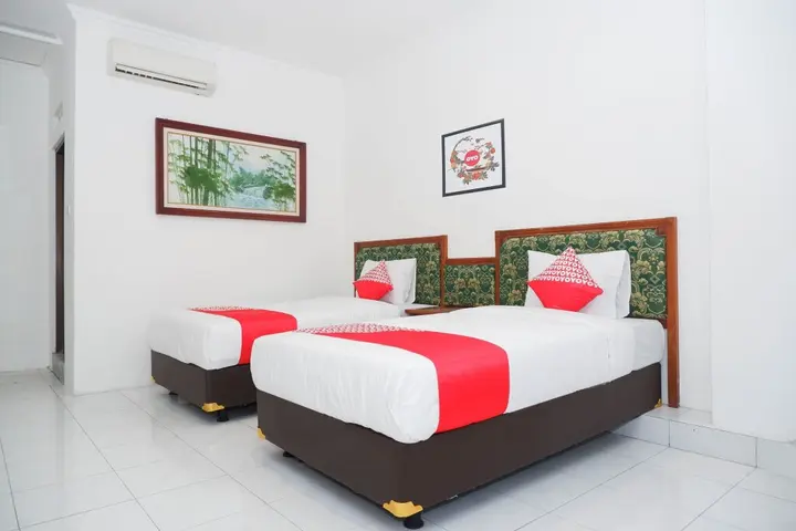 Суракарта: OYO 1136 Hotel Surya Solo