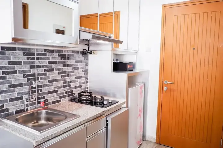 Депок: Brand New Studio Room Cinere Bellevue Suites Apartment