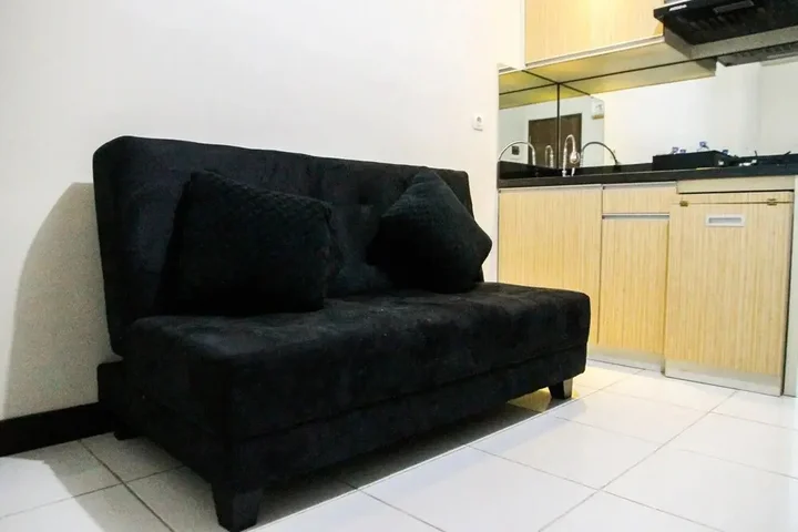 Бекаси: Basic 2BR Lagoon Apartment