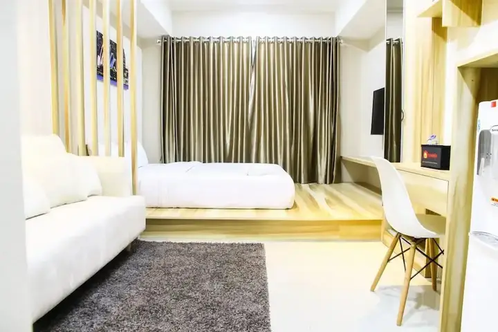 Modern Style The Oasis Studio Apartment with Comfortable Sofa — фото 2