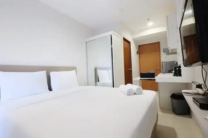 Budget Studio Apartment at Cinere Bellevue Suites — фото 4