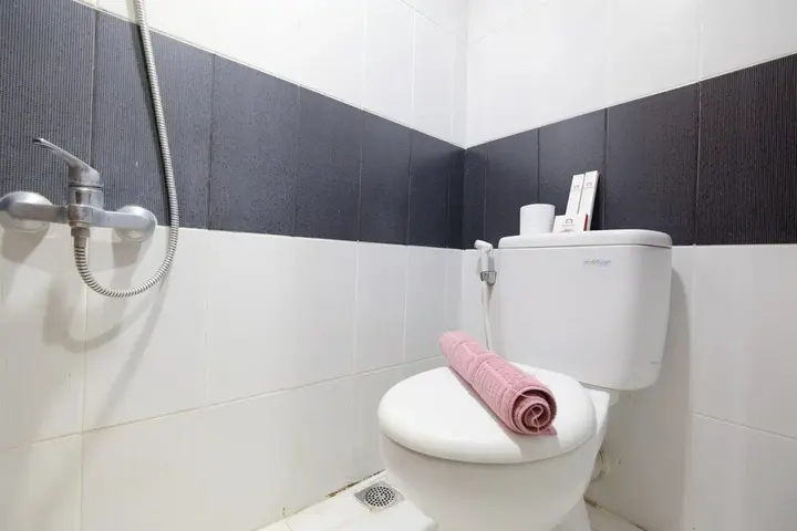 Депок: Budget Studio Apartment at Cinere Bellevue Suites