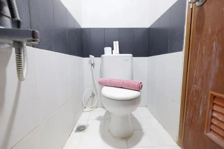 Депок: Budget Studio Apartment at Cinere Bellevue Suites