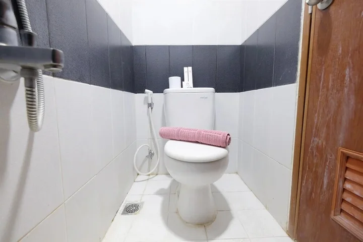 Депок: Budget Studio Apartment at Cinere Bellevue Suites