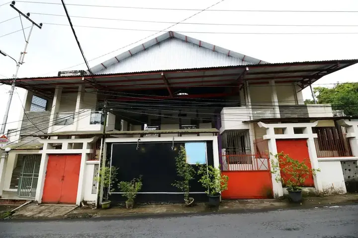 Амбон: Airy Eco Nusaniwe Latuharhary Ambon