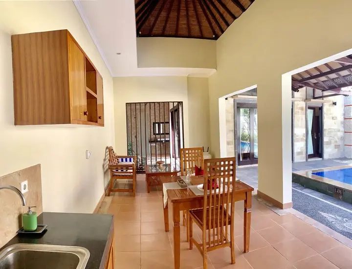 Сукавати: Kartika Dahayu Villa