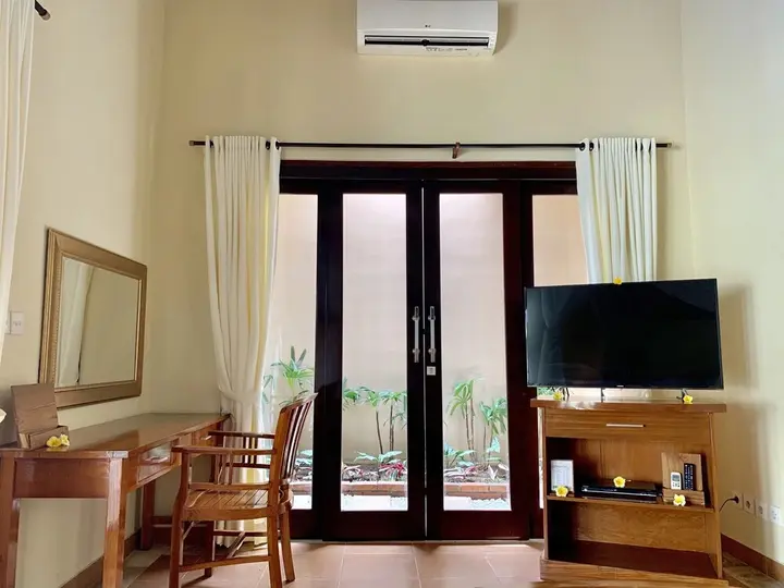 Сукавати: Kartika Dahayu Villa