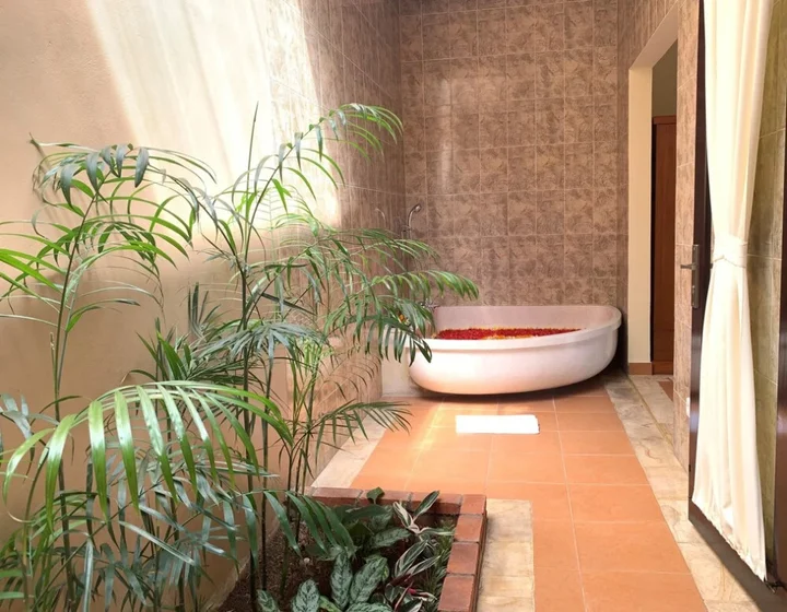 Сукавати: Kartika Dahayu Villa