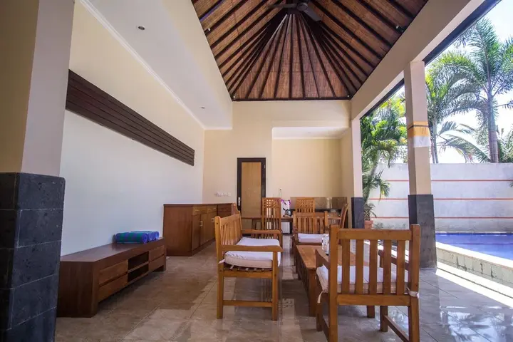 Сукавати: Kartika Dahayu Villa