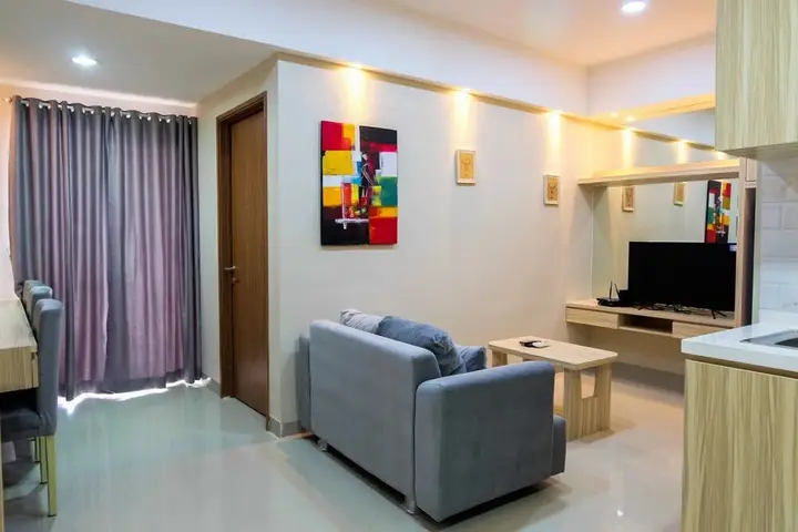 Spacious 1BR with City View The Oasis Lippo Cikarang Apartment — фото 1