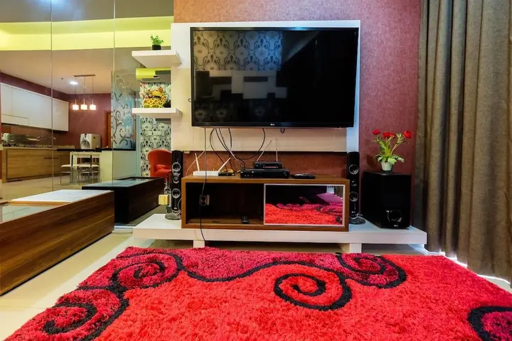 Джакарта: Spacious 2BR Ancol Mansion Apartment