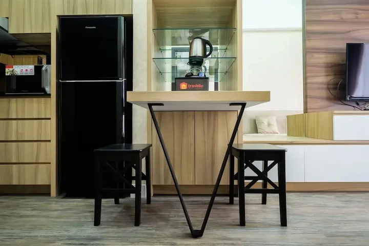 Legok: Graceful & Luxury 1BR Casa De Parco Apartment