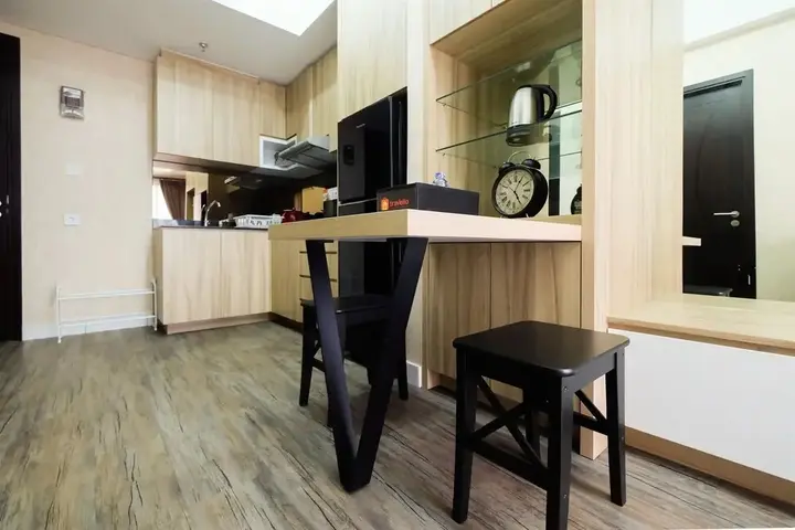 Legok: Graceful & Luxury 1BR Casa De Parco Apartment