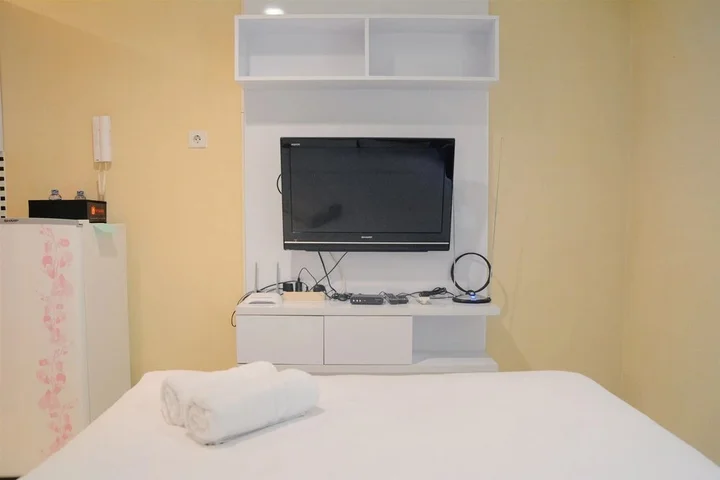 Депок: Gorgeous Studio Cinere Bellevue Apartment