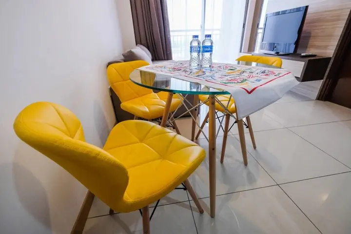 Legok: 1BR Midtown Signature Apartment with Sofa Bed