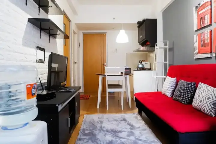 Elegant 2BR Apartment at Puncak Permai — фото 4