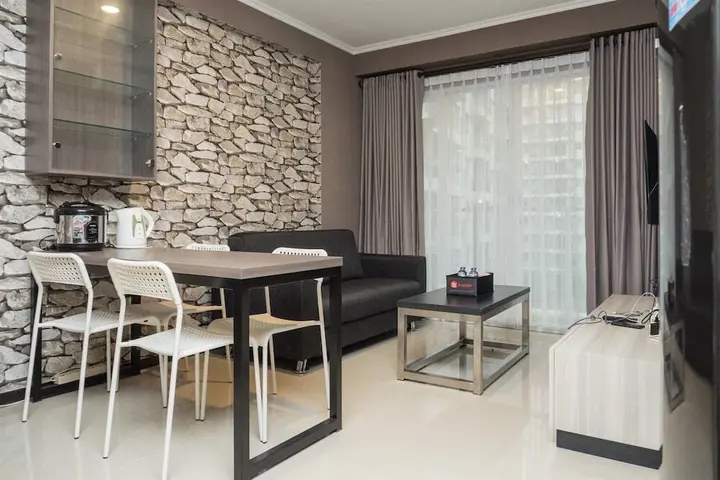Бандунг: Convenient 2BR at Gateway Pasteur Apartment