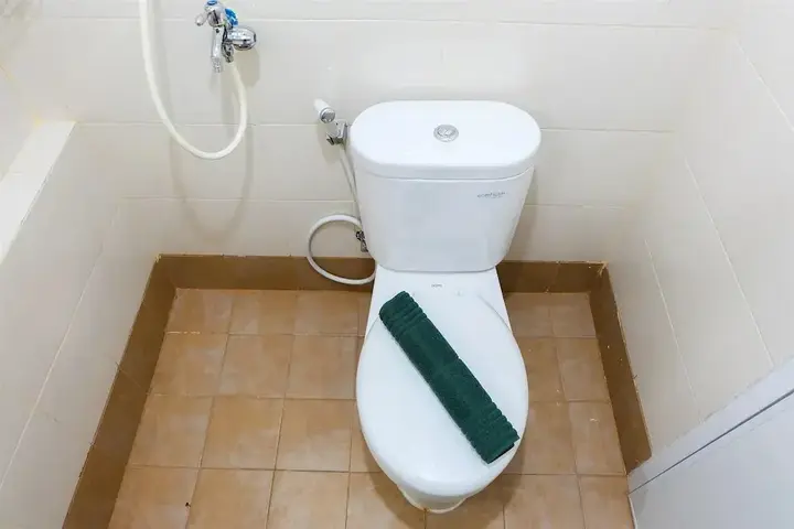 Джакарта: Strategic and Cozy 2BR Bassura City Apartment