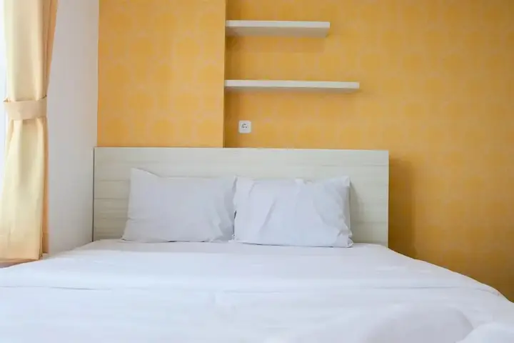 Джакарта: Strategic and Cozy 2BR Bassura City Apartment