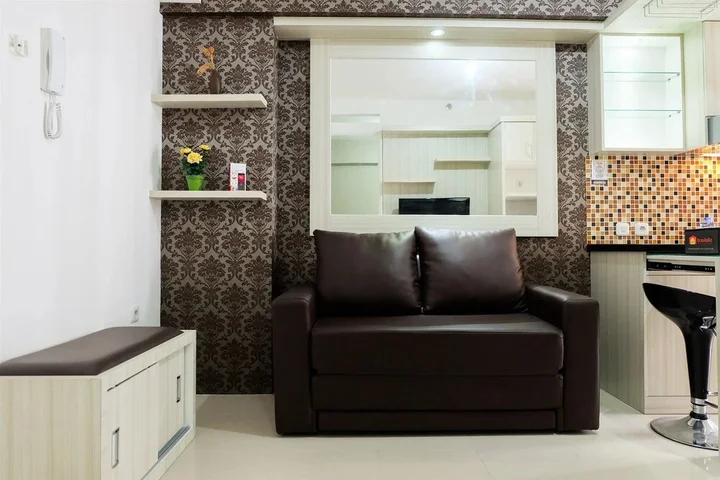 Джакарта: Strategic and Cozy 2BR Bassura City Apartment