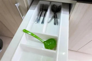 Джакарта: Strategic and Cozy 2BR Bassura City Apartment