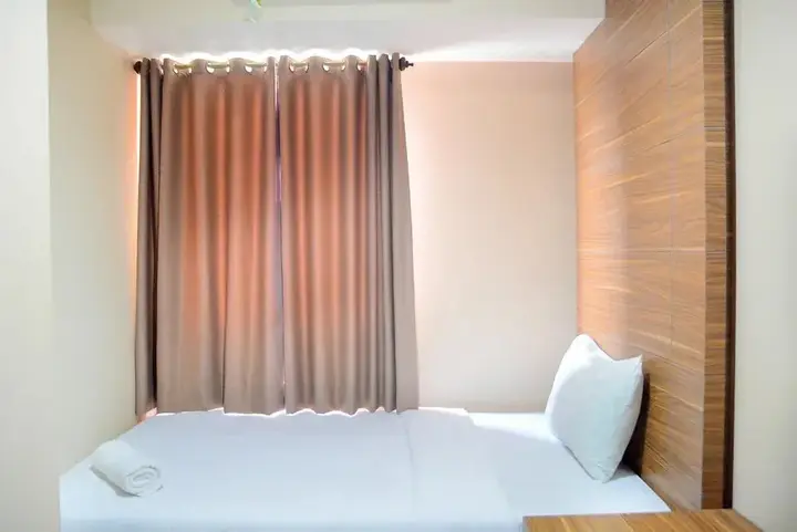 Джакарта: Great Location 2BR Maple Park Apartment