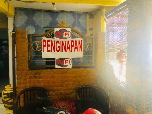 Сурабая: Dharmawati Homestay