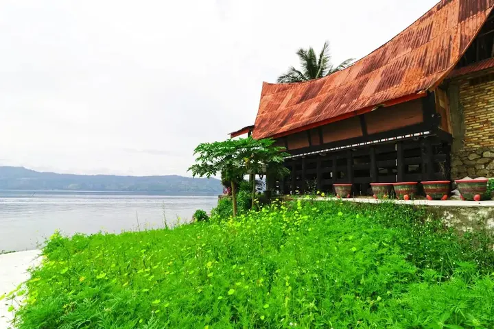 Озеро Тоба: Hotel Sumber Pulo Mas