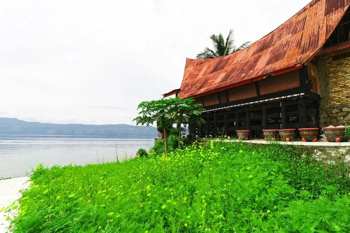 Озеро Тоба: Hotel Sumber Pulo Mas