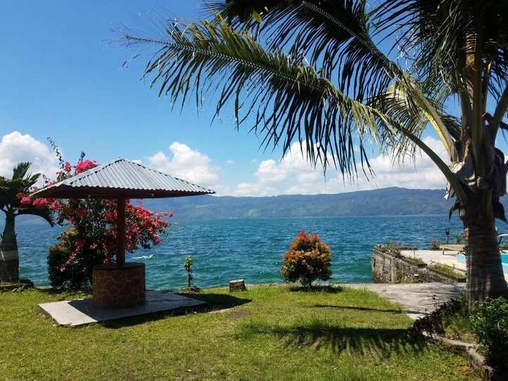 Озеро Тоба: Hotel Sumber Pulo Mas
