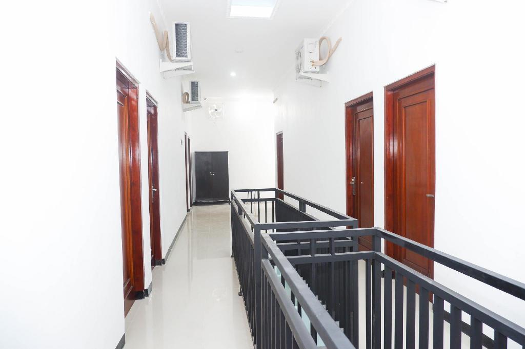 Суракарта: OYO 1137 Ndalem Panularan