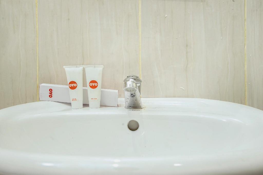 Депок: OYO 1241 Eirini Family Homestay