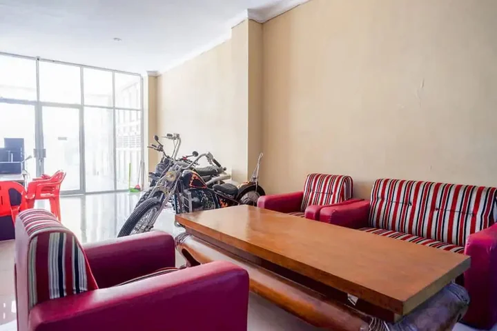 Сукохарджо: Airy Eco Solo Baru Diponegoro A8