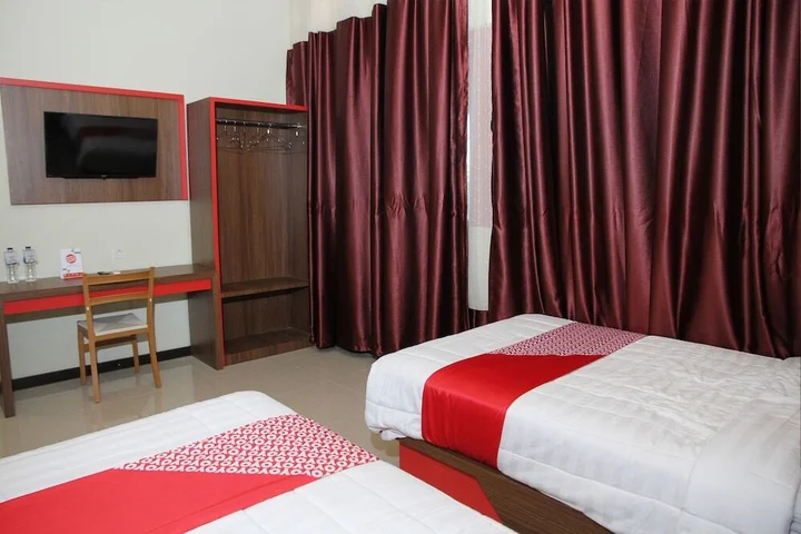Палу: OYO 1264 Brizky Hotel