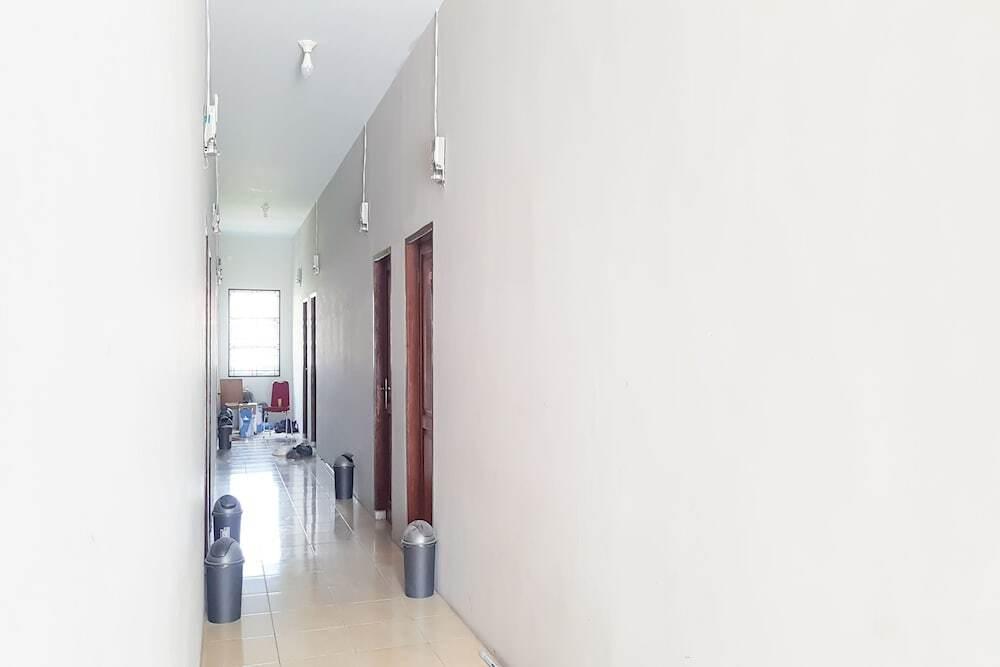 Медан: Oyo 1243 9 Haan Homestay