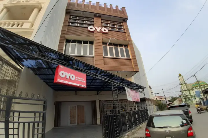 Медан: OYO 1053 Angelyn Home Stay