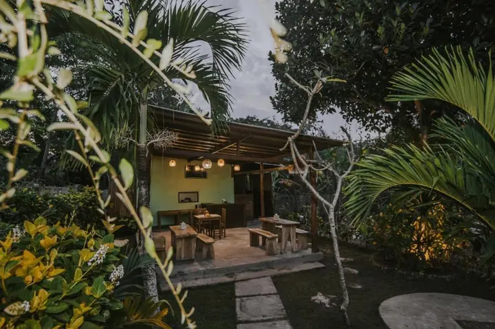 Лембонган-Айленд: Nerima Hut Lembongan