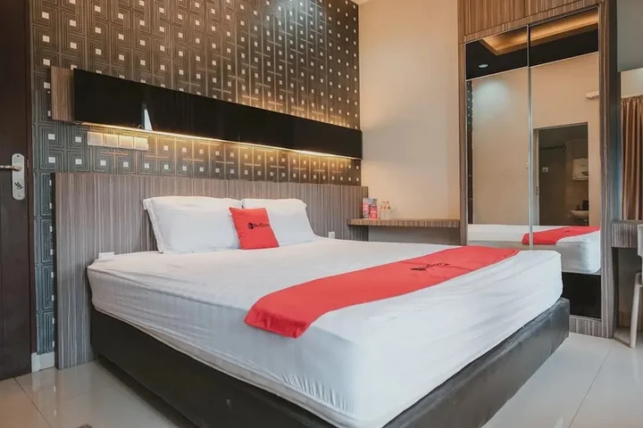 Медан: RedDoorz @ Jamin Ginting Medan