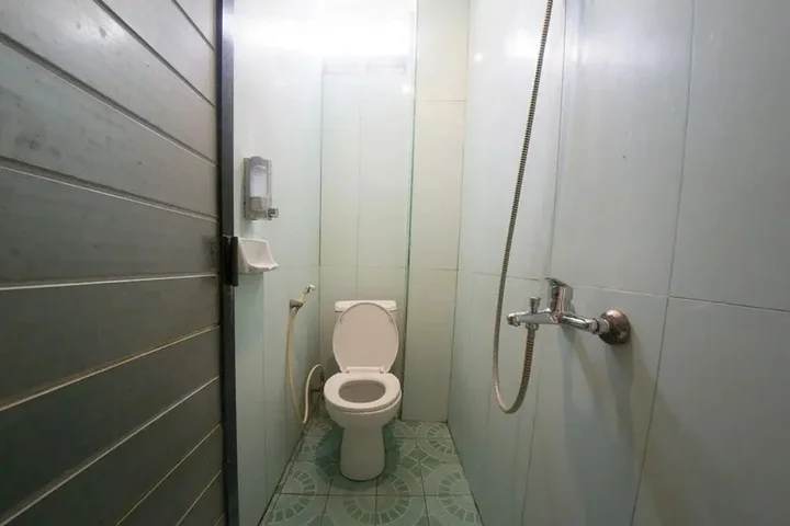 Амбон: RedDoorz Near Ambon Plaza
