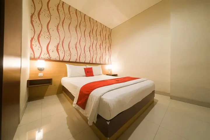 Амбон: RedDoorz Near Ambon Plaza
